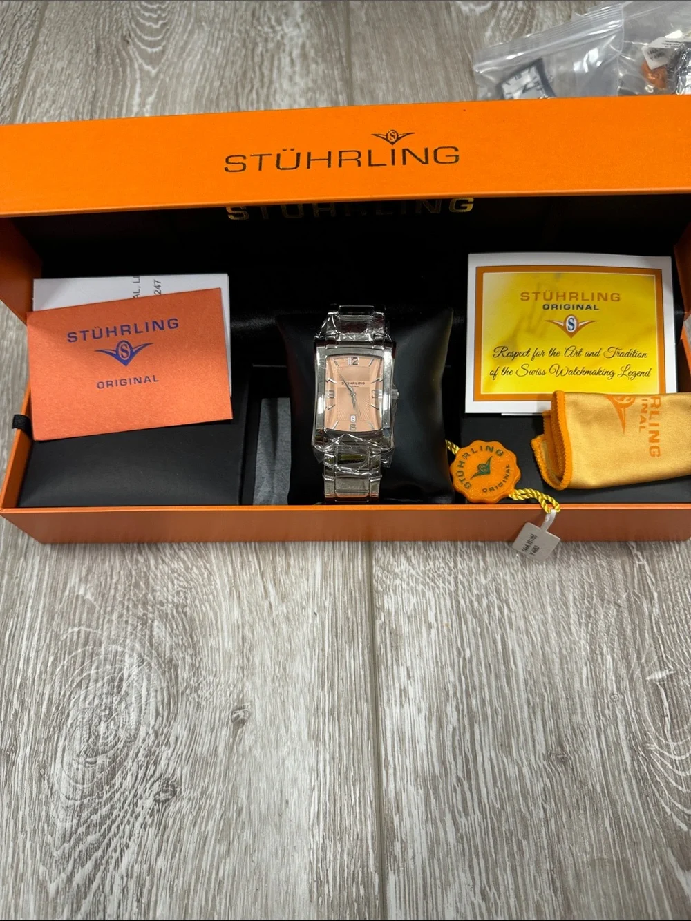 Stuhrling Original Gatsby Society II 144A Quartz 29mm Classic